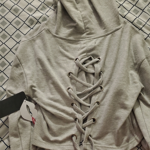 Shirt - Picture 2 of 3